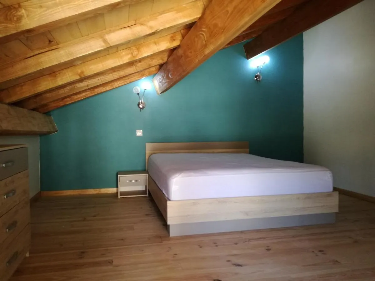 Holiday home Gite De Caractere En Pleine Nature Bourg-de-Visa
